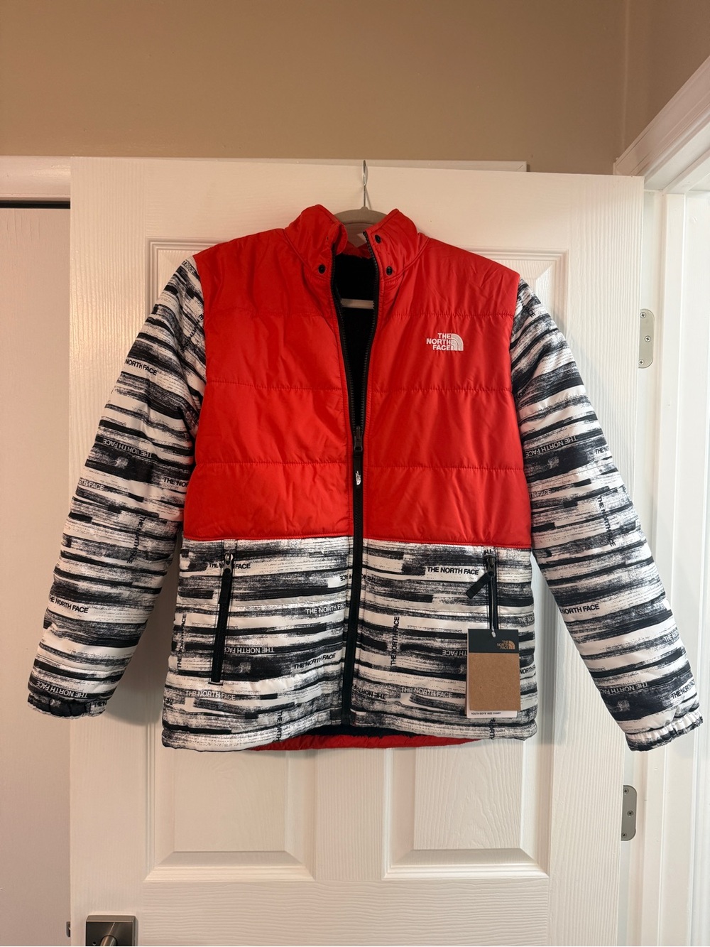 The North Face Boys Reversible Jacket XL 18/20 NEW WITH TAGS— $85